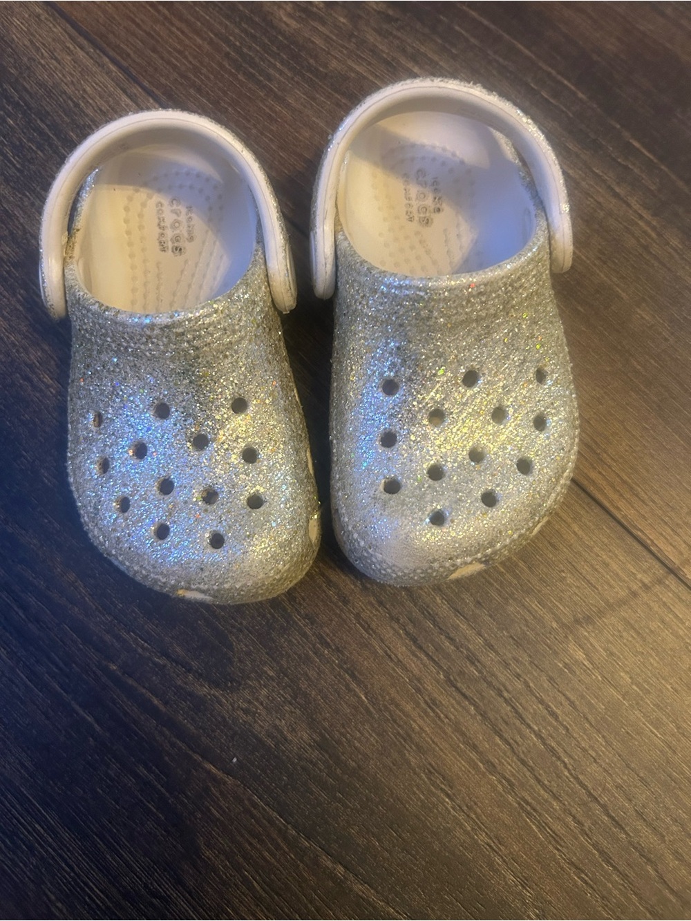 CROCS Kids Glitter Clogs in Silver